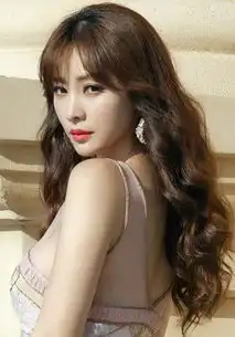 又认不出柳岩了一会像baby一会像蔡明救我的眼睛