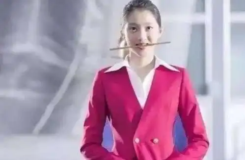 中国机长中,关晓彤提起的幽灵航班,究竟是怎么回事
