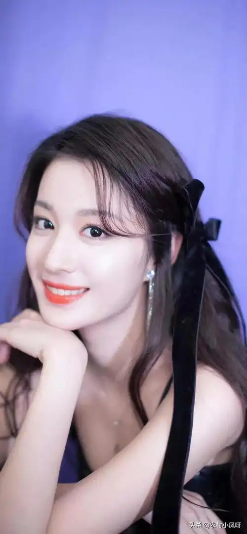 分享图片气质女神王楚然,精美写真照