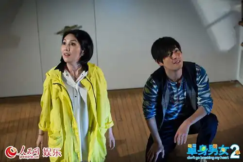 单身男女2曝海报吴彦祖忧郁高圆圆纯真