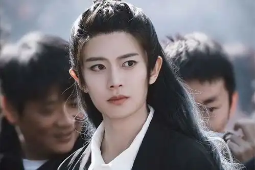 仙侠剧与君初相识迪丽热巴长月烬明陈都灵谁更仙
