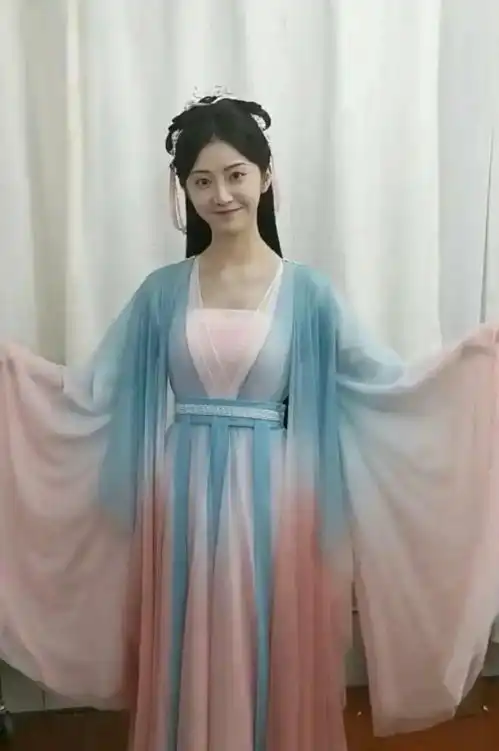 是杨紫救场,还是撕饼景甜叶青优酷欢瑞联合声明是怎么回事