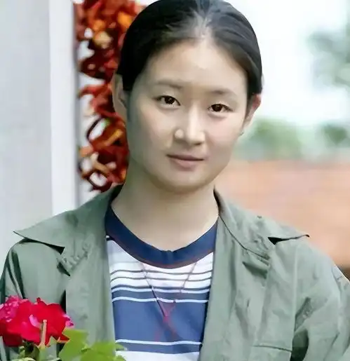 离开赵本山16年后,40岁的舞蹈艺术家王亚彬,已经走上另一条大道
