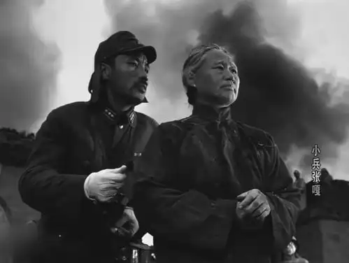 小兵张嘎嘎子回到家,发现奶奶不在,不料奶奶已经被鬼子抓走