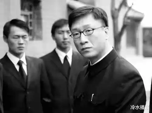 伟大的革命先驱被国民党以汉奸罪处死,后被我党追封为烈士
