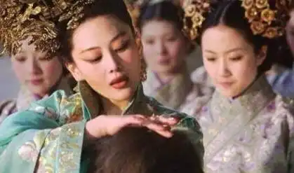 帝感慨老将至而无子太监万岁爷别担心,儿子给您养到6岁了