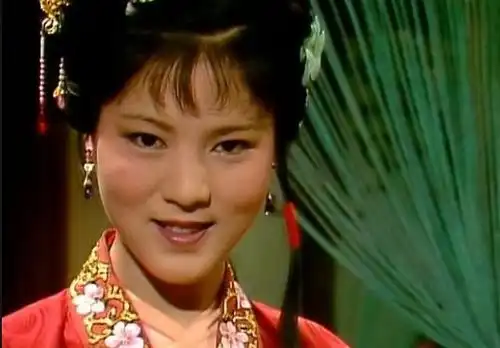 红楼梦宝钗和袭人的悄悄话,透露了史湘云家里很穷