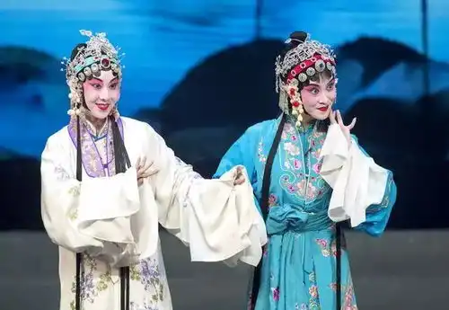 图说用图片展示京剧之美,若是不过瘾,没问题明天还有更精彩的