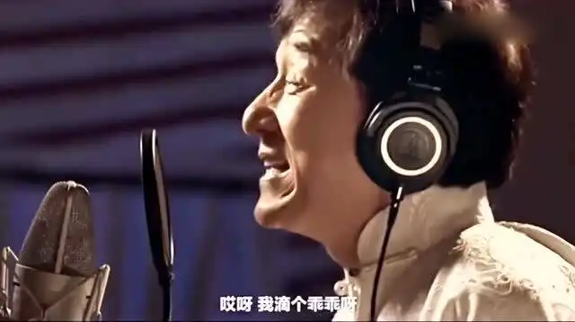 成龙功夫瑜伽洗脑神曲,张一山和杨紫太搞笑了
