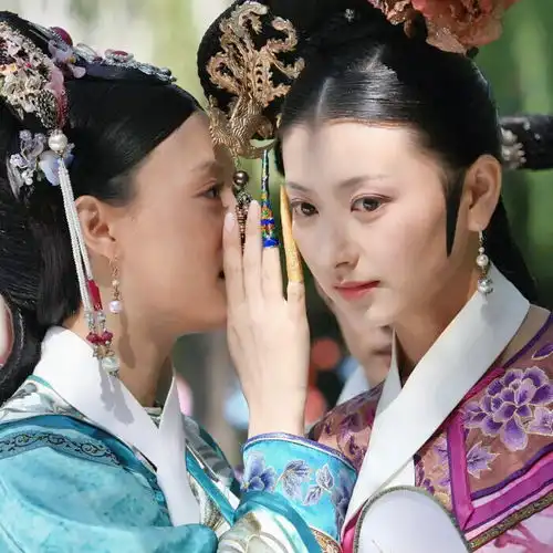 甄嬛传眉庄临死前用一物,保全了女儿一生荣宠,甄嬛为啥做不到呢
