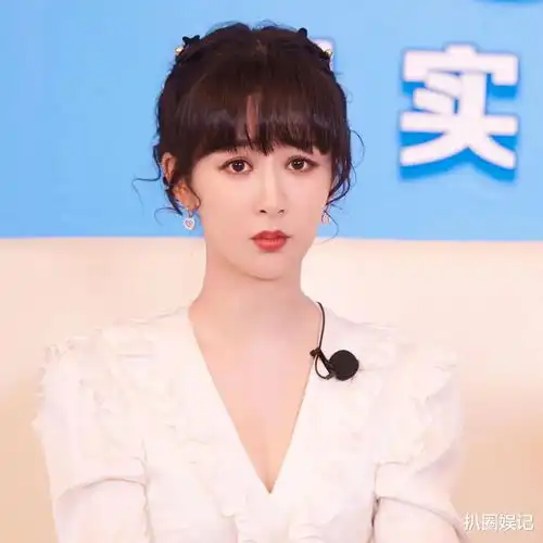 姚安娜加盟去有风的地方了,她要演配角,她是冲着李现去的
