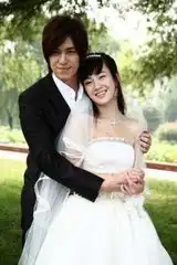 途乐保回忆杀夏家三千金三姐妹今非昔比
