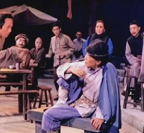 原来她早已离世演四世同堂出名,经历三段坎坷婚姻让人唏嘘