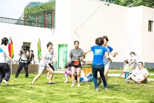 摔跤吧爸爸,这个父亲节,身体和灵魂都在路上