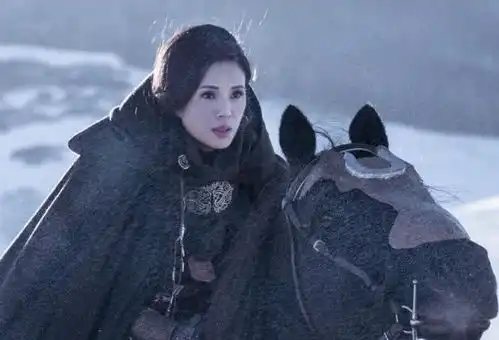 她曾因古天乐走红,陪男友度过低谷后被抛弃,今复出面容尽显老态