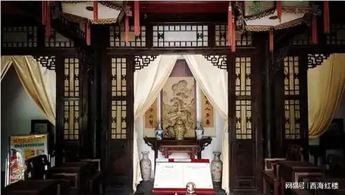 22睁大眼睛仔细看荣国府挂满宫灯