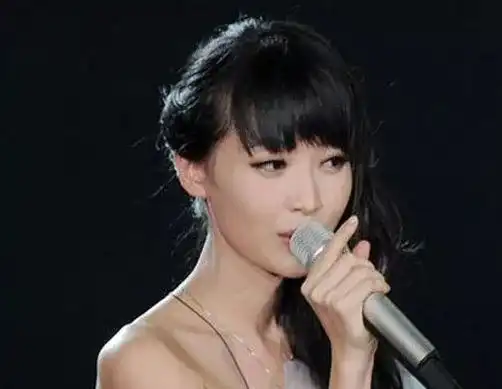 谈判官里的女三,参加快女出身,因撞名杨洋被粉丝撕