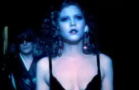 剃刀边缘官方剧照
