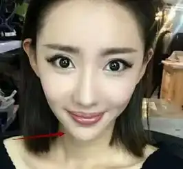 最近较火的白宇被拍到和神秘女子亲吻对方竟是爱情公寓的她