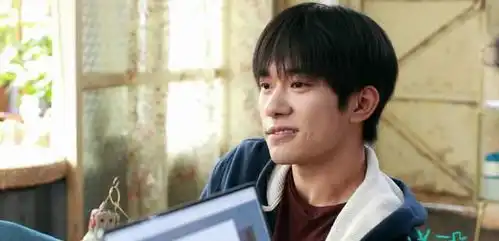 易烊千玺又被前辈cue,尔冬升再次夸赞易烊千玺,满眼都是欣赏