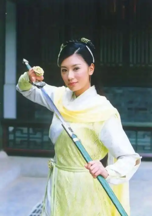 张无忌最心爱的女子不是赵敏是小昭
