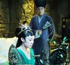 孙俪谈画壁另类床戏与邓超神交不缠绵
