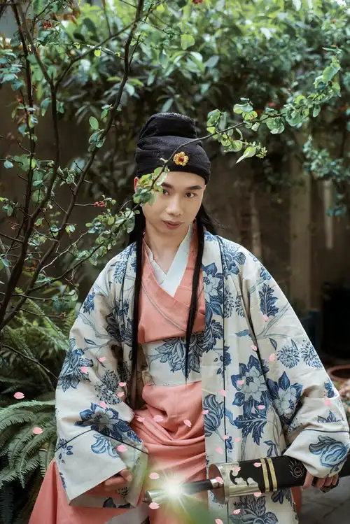 杨大侠一生只求一场爱,轰轰烈烈抱着晒搞笑