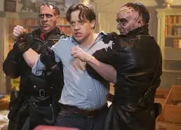 布兰登弗雷泽剧照