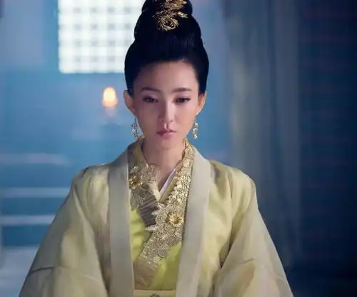 网友说迪丽热巴太保守,不适合演妲己,剧照流出打脸全网