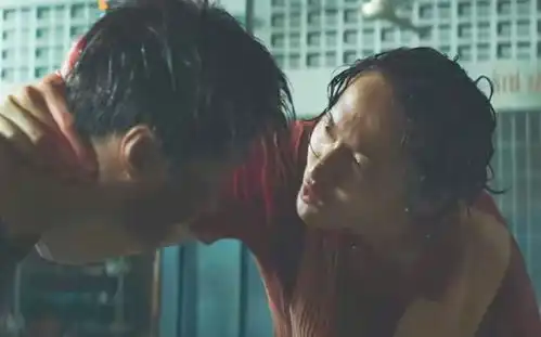 同样演黑老大,王传君张颂文和陈道明放一起看,差别出来了
