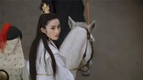 女扮男装的角色杨幂帅气张敏艳丽张柏芝英气十足