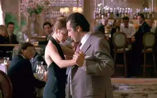 电影触不可及里面的音乐叫什么
