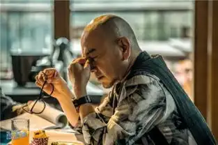 破冰者杀青罗晋戏外活泼戏内敬业反差max
