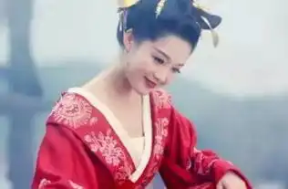 女星红衣古装造型唐嫣俏皮可爱,郑爽温柔,林青霞透着英气