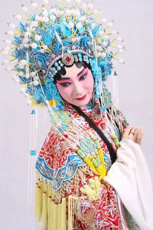 肖雪贵妃醉酒演出剧照
