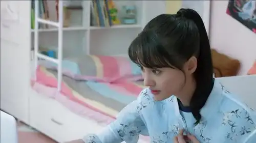 微微一笑很倾城郑爽妹子上了个厕所,结果被别人误会成去抢亲