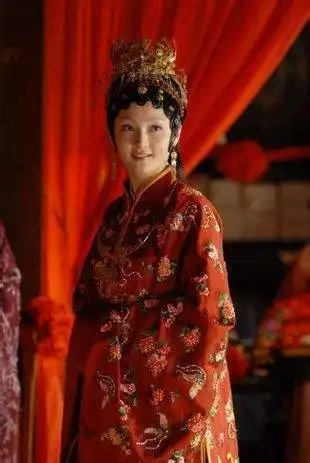 姚笛,和文章那一抱让她被谩骂至今,爱上已婚男的女人真是悲哀
