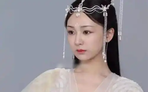 肖战杨紫二次合作,看到官宣新剧,网友明年的古装爆款就它了
