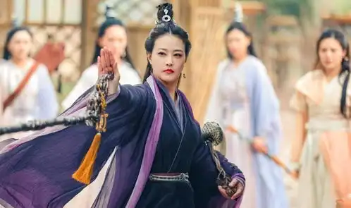 倚天屠龙记中,明教有一高手,地位不及五散人,却能震断灭绝长剑
