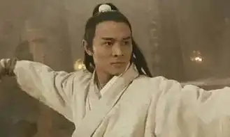 张无忌如果到了天龙八部里能混进一流高手吗
