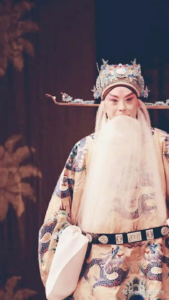 有没有适合做手机壁纸的京剧扮相
