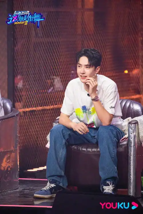 宛如星星坠落的梦幻小王子王一博这就是街舞3剧照更新