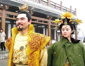 有哪些穿军大衣的明星们