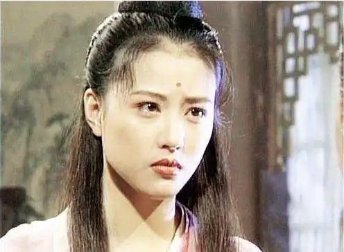 新版倚天屠龙记杀青,女主晒剧照被赞,男主却被喷太丑了