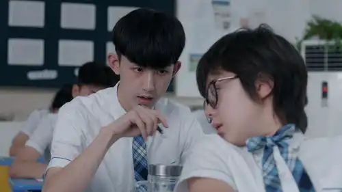 冲着张嘉译看的少年派,却嗑上了钱三一和林妙妙单箭头小甜饼
