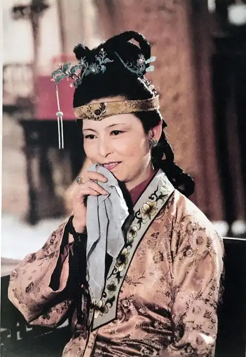 1987年陈晓旭欧阳奋强主演央视版电视剧红楼梦剧照欣赏
