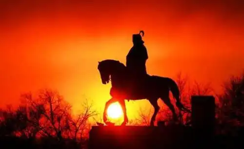 嫡长子继承制不存在,元朝皇室谁势力大谁当皇帝,东宫形同虚设