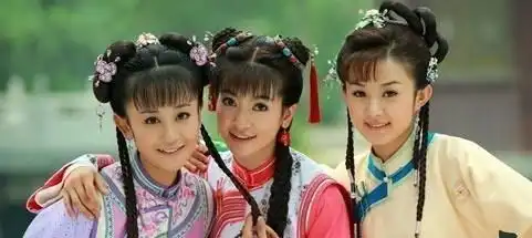 小燕子和尔康的结缘,成就了李晟和李佳航的爱情
