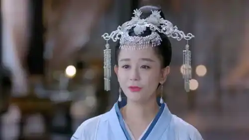 独孤皇后皇后竟为爱设局,伽罗被皇上猥亵,伽罗拼命抗争