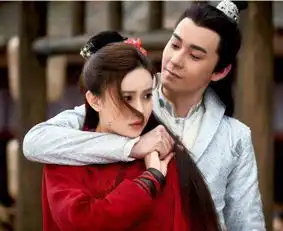 同演新版射雕成名,杨旭文因绯闻上热搜,陈星旭凭演技登头条

